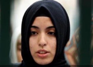 Başı açık olmazsa iş yok!