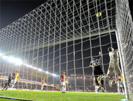 Galatasaray Fener'e kaç kez yenildi?