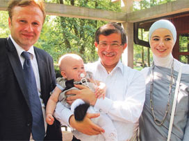 Bosnalı öğrencisi Davutoğlu'nu anlattı