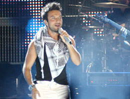 Tarkan konseri karakolda bitti! (Video)