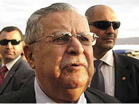 Türk heyeti Talabani ile görüştü