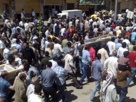 Suriye'de 2600 kişi yaşamını yitirdi