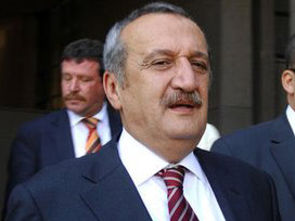 Mehmet Ağar cezaevinde!