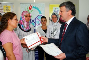 KOMEK kurs bitirme programı