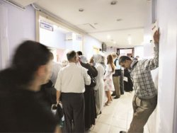 Hastanelerde randevu çilesi