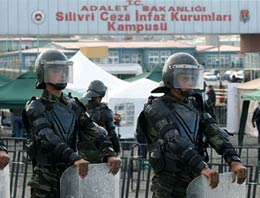 CHP Silivri'ye çıkarma yaptı