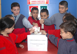 İkbal'in torunları yardım bekliyor