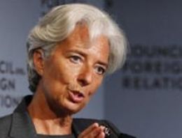 IMF Türkiye için tahminini düşürdü
