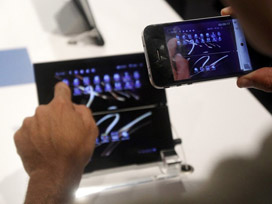 Samsung, iPhone 5'e savaş açıyor