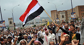 Yemen'de binler Cuma'da toplandı