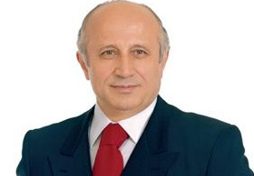 Yaşar Nuri çıtır sevgili yapmış!