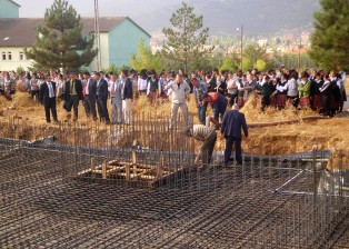 Temeli sonunda atıldı!