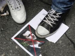 Esad kan kaybetmeye devam ediyor