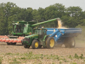 Sürücüsüz çalışan traktör / VİDEO