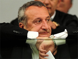 Mehmet Ağar'ın ilk foyası ortaya çıktı!