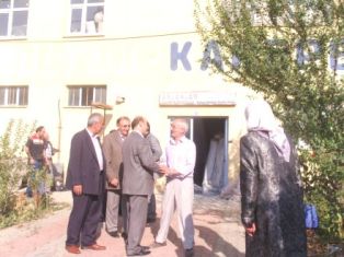 Tüfekçi sanayicilerin sorunlarını dinledi
