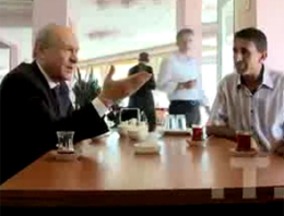 Bahçeli'den bol kahkahalı sohbet