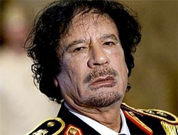 Kaddafi'nin silahları kendine döndü