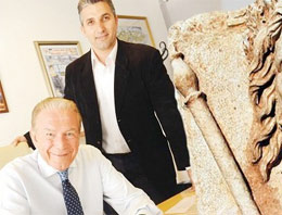 Zeus Uğur Dündar oldu deyus!