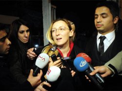 İklim Bayraktar Can Dündar'a konuştu
