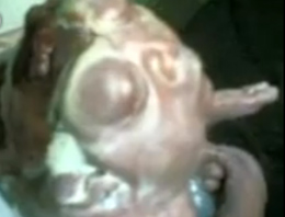 Dünya'ya öyle bir bebek getirdi ki!(video)