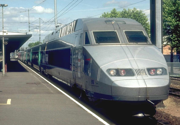 Hızlı Tren'de bir adım daha