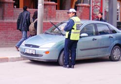 Polise ‘gölgede çalışın’