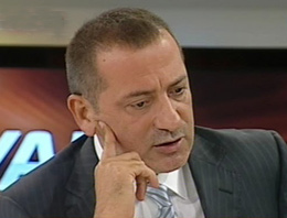 Fatih Altaylı, Yılmaz Özdil'e çaktı!