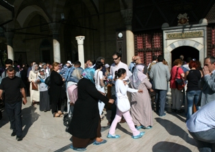 Mevlana'nın ziyaretçi trafiği ''Hız''landı