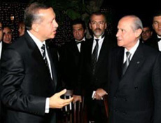 Bahçeli'den Erdoğan'a taziye ziyareti