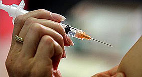 Grip aşısı yaşlılarda ölümleri azltıyor