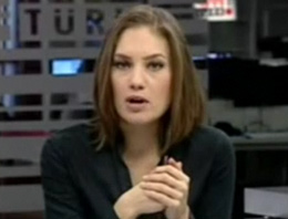 CNN Türk spikerinin dili sürçtü (Video)