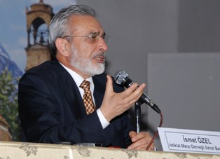 İstiklal Marşı’nı böyle okudu