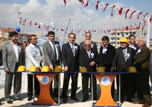 25 yeni parkın temeli aynı anda atıldı