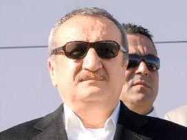 Mehmet Ağar'a yakalama emri