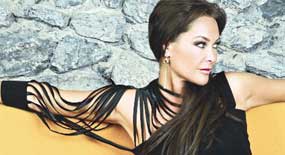 Hülya Avşar'dan bomba itiraf!