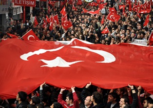 Konya'dan teröre lanet yağdı!