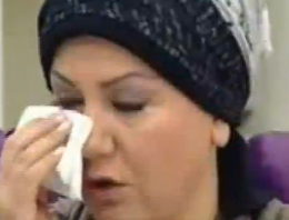 İkbal Gürpınar ağlayarak isyan etti(Video)