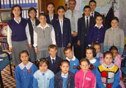 Dost Eli’nden eğitime destek
