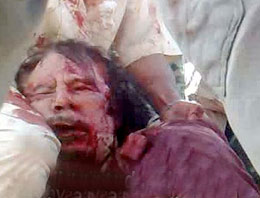 Kaddafi'nin boruda yakalandığı an!