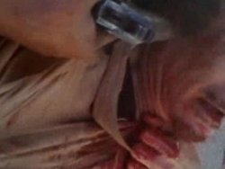 Kaddafi'nin başına silahın dayandığı o an