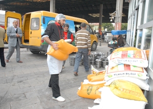 RİDA'dan deprem bölgesine seyyar aşevi
