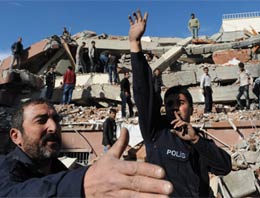 Saatler sonra enkazdan gelen 12 mucize