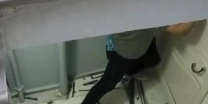 Ev sahibi kiracısına dehşeti yaşattı: O anlar kamerada