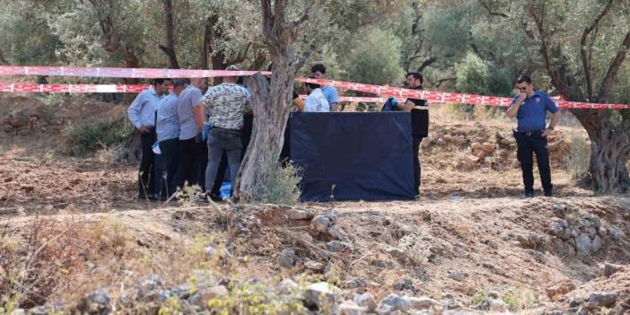 Bunalıma giren baba 3 evladını öldürdü, kendisi ve 1 çocuğu da yaralı