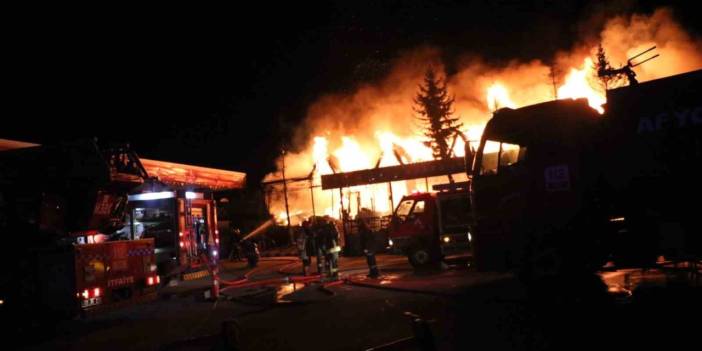 Restoran yangınından acı haber: Alevlerin arasından kalan çalışan öldü