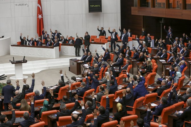2016/02/23/tbmm-genel-kurulu.jpg