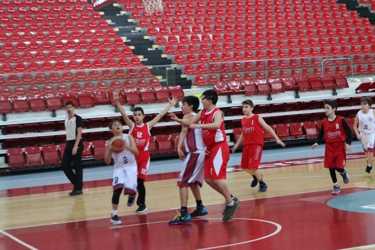 Okullar arası Küçükler Basketbol İl Birinciliği müsabakaları tamamlandı