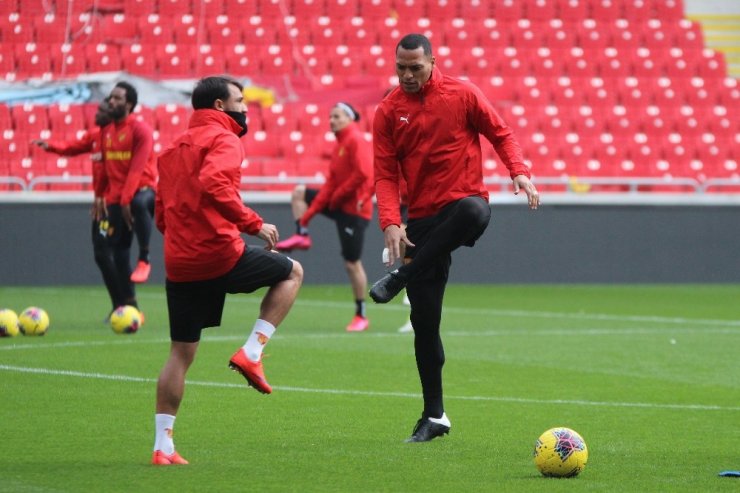 Titi: "En fazla puanı toplayıp Göztepe’yi daha yukarılara taşımaya çalışacağız"