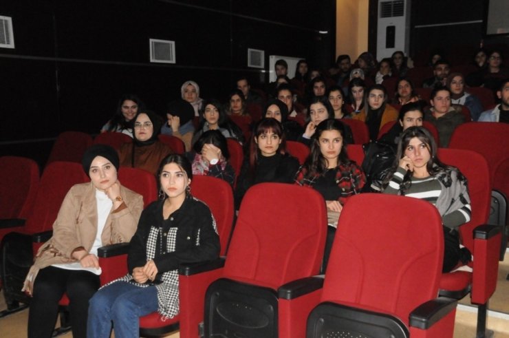 Cizre polisinden üniversite öğrencilerine uyuşturucu semineri
